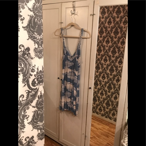 Lux Cloud Print Tank Dress - Picture 9 of 11